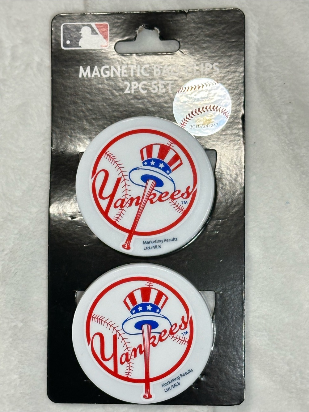 New York Yankees MLB Magnetic Bag Clips 2pc Set Fridge Magnet